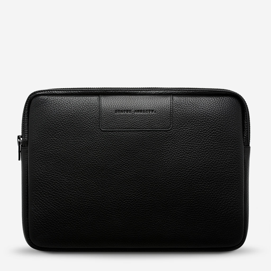 【美品】 Status Anxiety（本革 PCケース 13インチ] ブラック Before I Leave Black Laptop Case | Status Anxiety®