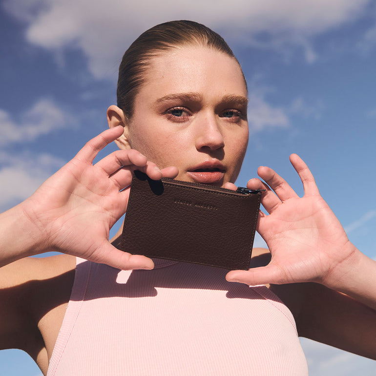 Status Anxiety Avoiding Things Women's Leather Wallet Cocoa