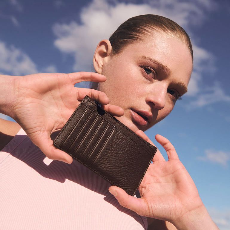 Status Anxiety Avoiding Things Women's Leather Wallet Cocoa