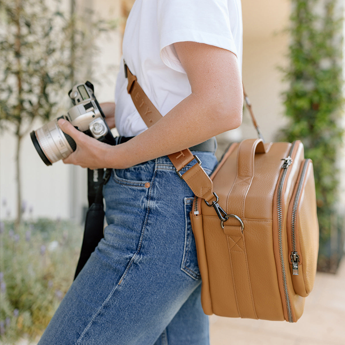 Status Anxiety Nostalgia Leather Camera Bag Tan