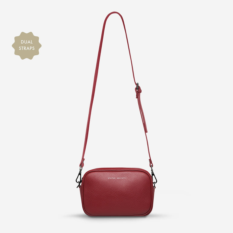 Status Anxiety Plunder With Dual Straps Rouge