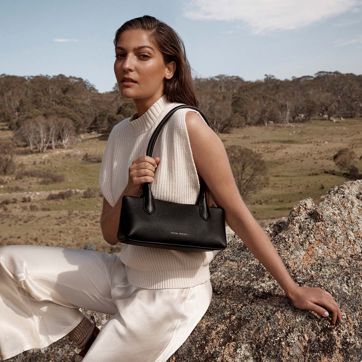 Status Anxiety The Lost Leather Bag Black