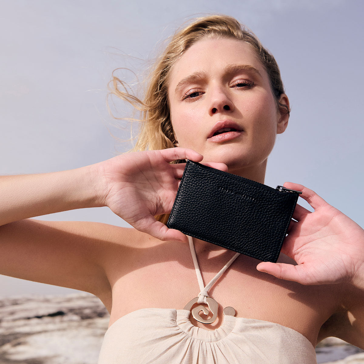 Avoiding Things Wallet - Black