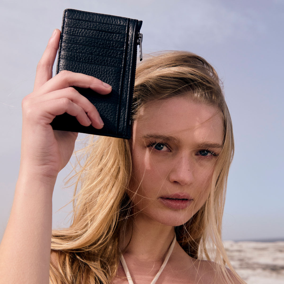 Avoiding Things Wallet - Black