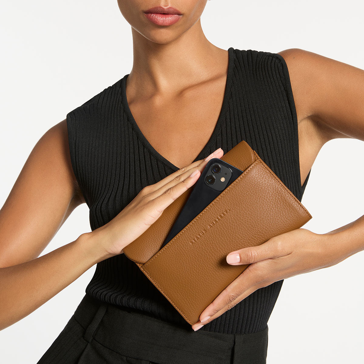 Status Anxiety Remnant Women's Leather Wallet Camel