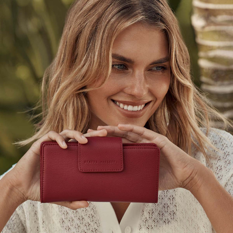 Status Anxiety Ruins Women's Leather Wallet Rouge