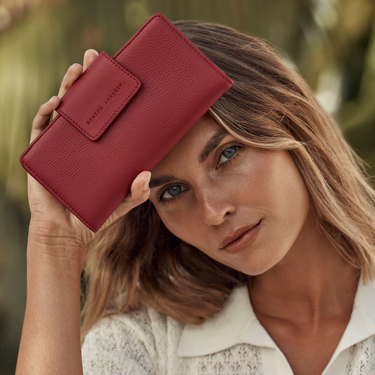 Status Anxiety Ruins Women's Leather Wallet Rouge