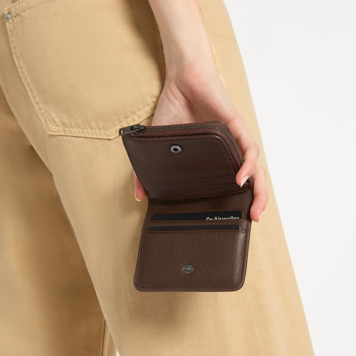 コンパクト【STATUS ANXIETY】Sense Of Wonder Wallet Sense Of Wonder Powder Blue Leather Wallet | Status Anxiety®