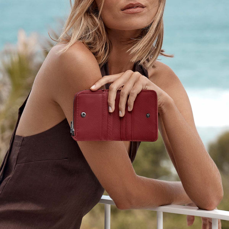 Status Anxiety Sense Of Wonder Women's Leather Wallet Rouge