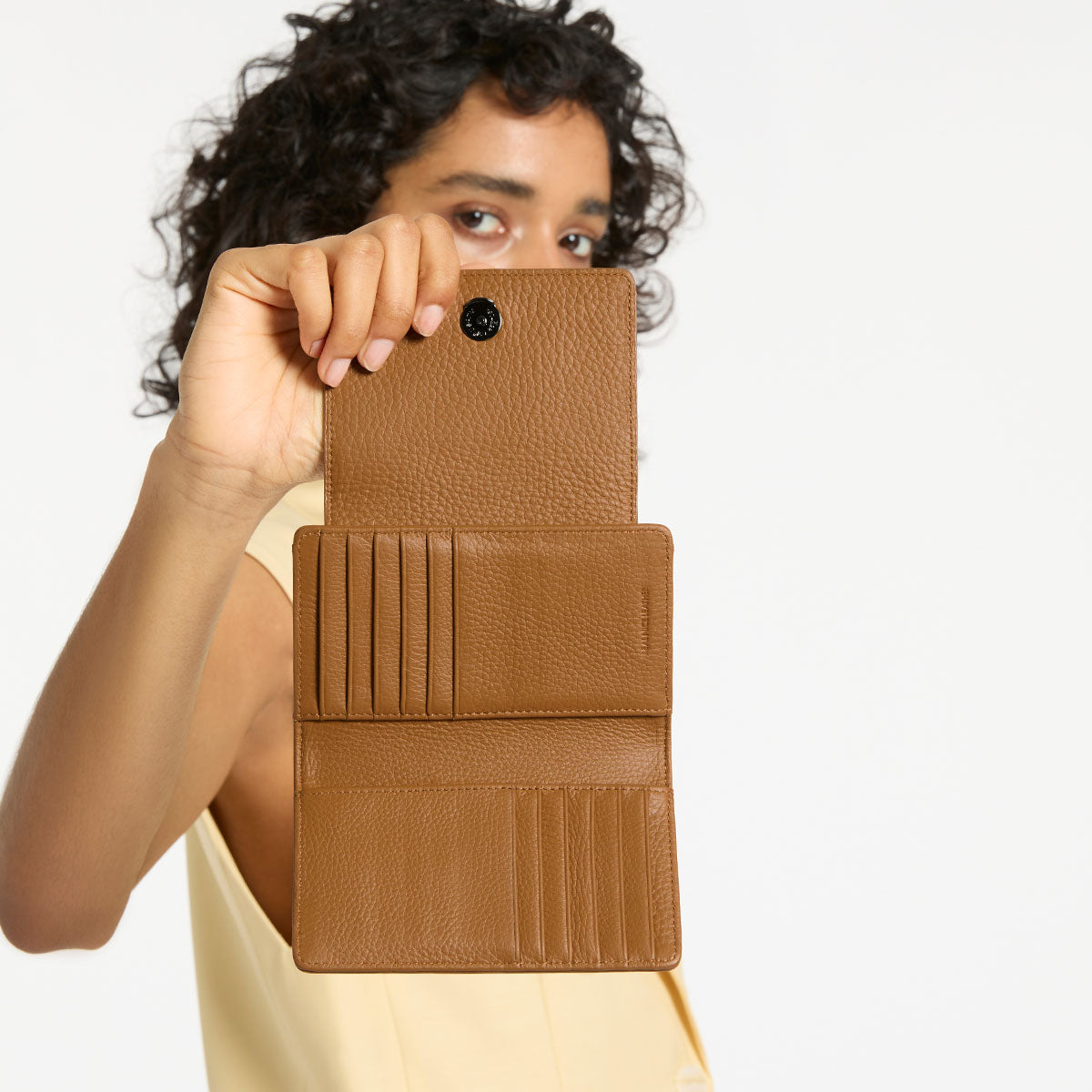 Status Anxiety Visions Women's Leather Wallet Camel
