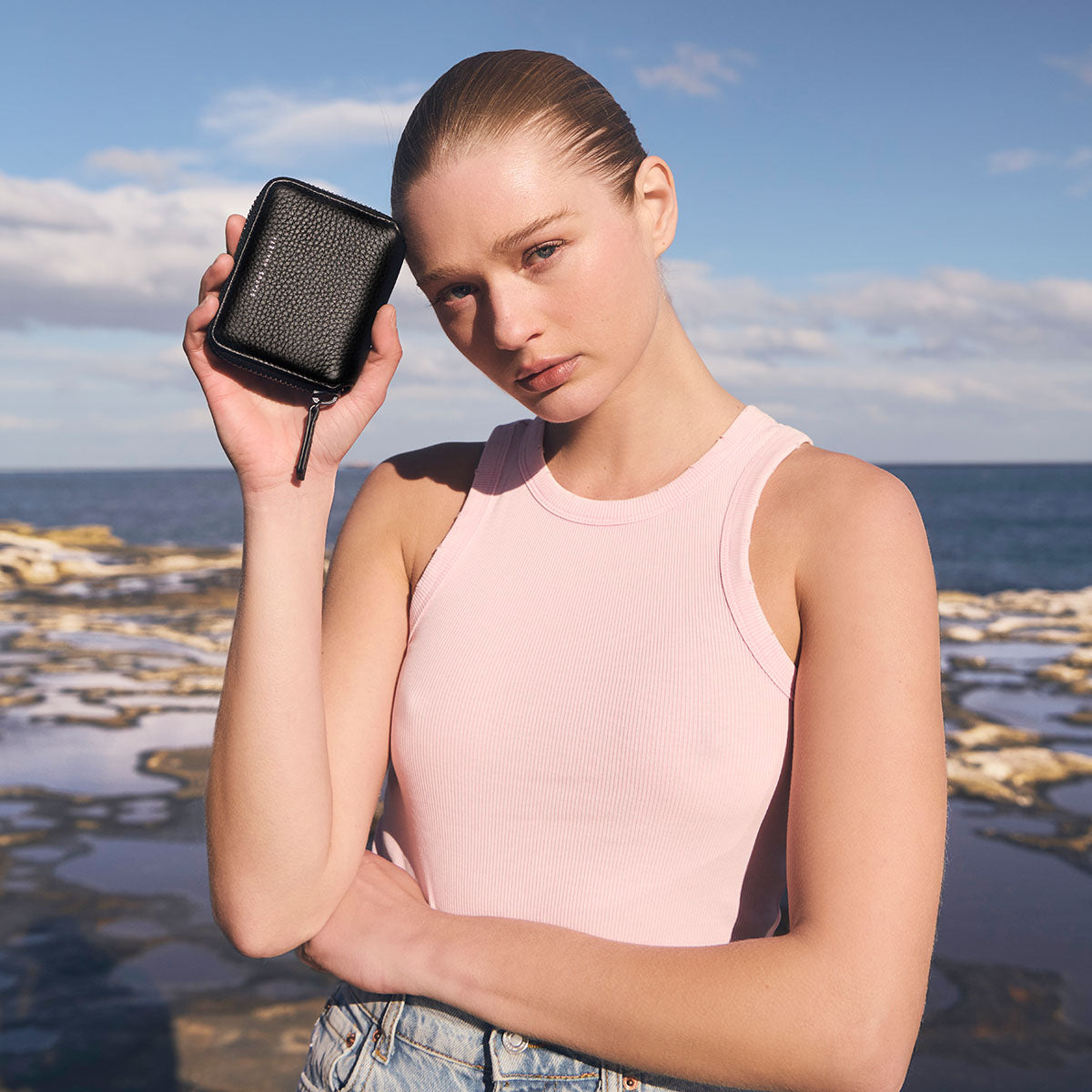 Wayward Wallet - Black