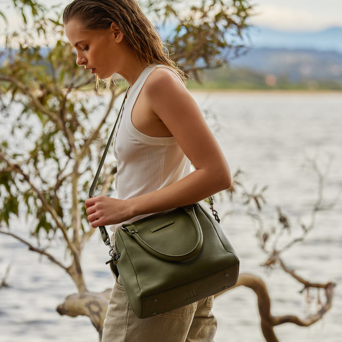Status Anxiety Last Mountains Women's Leather Handbag Khaki