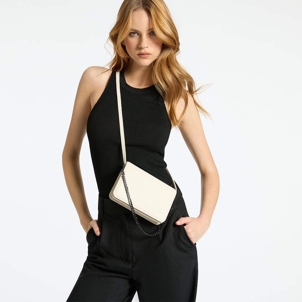 Status Anxiety She Burns Women's Leather Bag Chalk